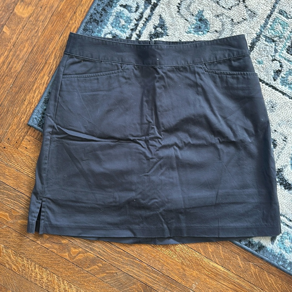 Grey golf skirt / skort